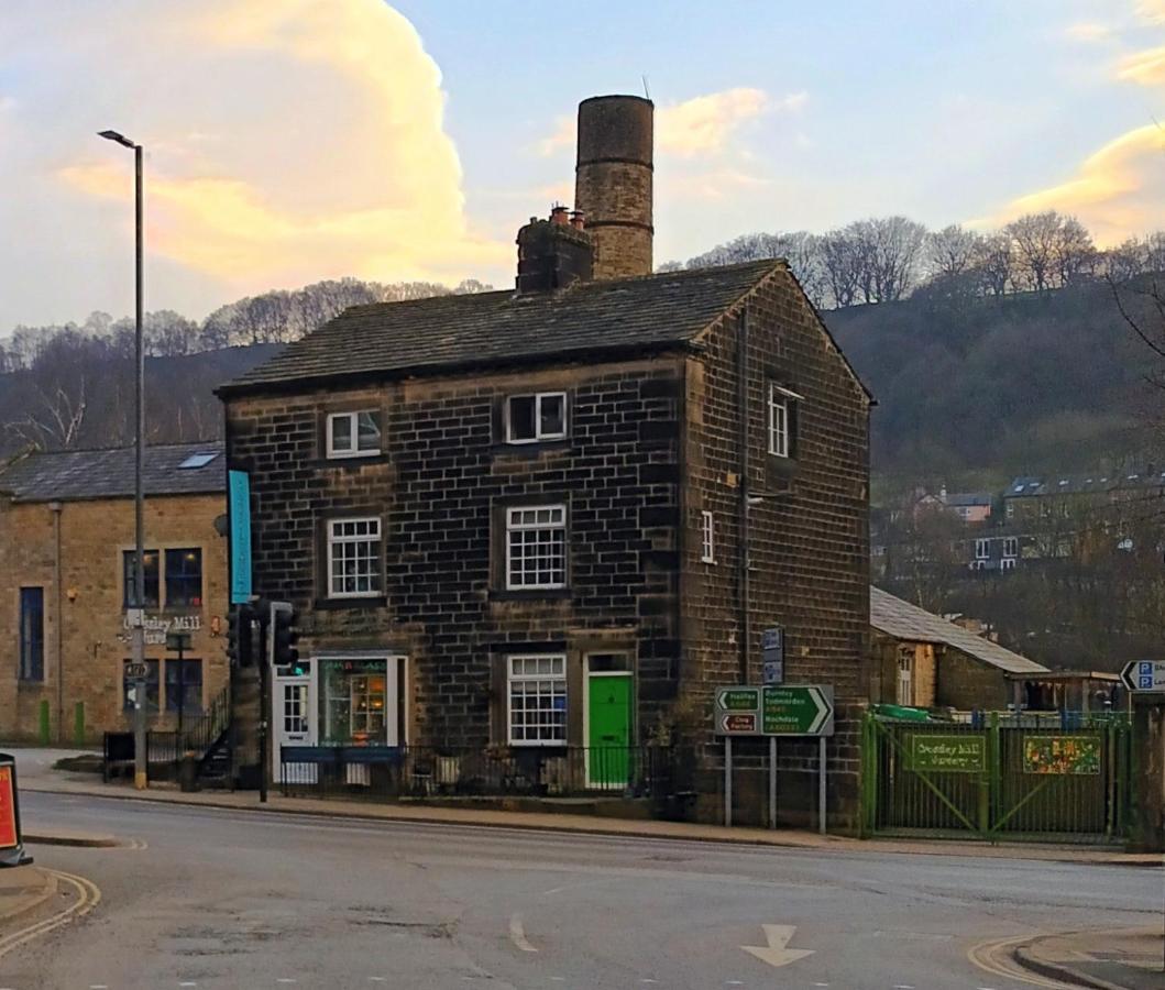4 Bedroom Period Townhouse In The Heart Of Hebden Hebden Bridge Εξωτερικό φωτογραφία